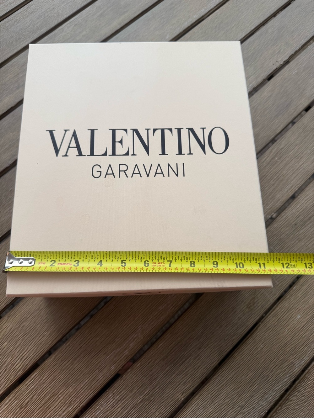 Valentino Garavani Empty Shoe Box Only With Lid Cream Designer Storage - Picture 10 of 10